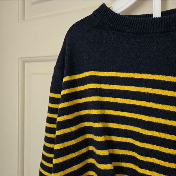 2/$20 Gap Navy and Yellow Striped Sweater Size 6-7 - Picture 2 of 4
